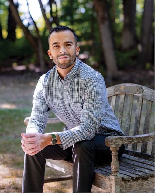 Headshot of Dr. Antonio Serrato-Capuchina