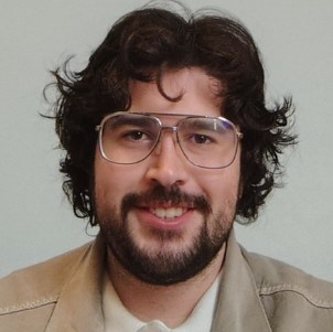 Headshot of Daniel Ellis