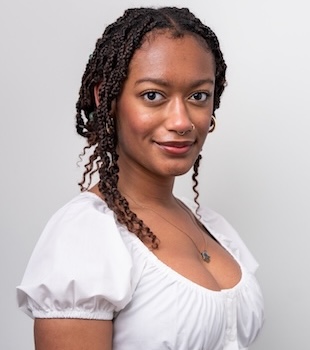 Jaelyn Carr smiling portrait.