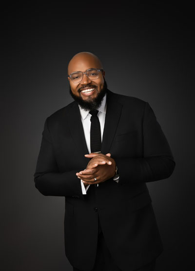 Pastor Justin Lester