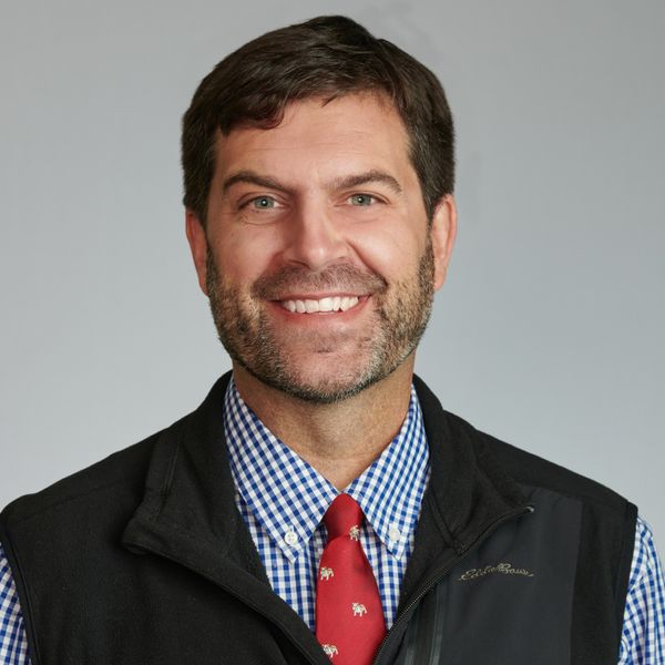 Photo of Dr. Zach Rossetti