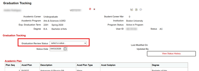 Graduation Review Status dropdown when no status has yet been applied.