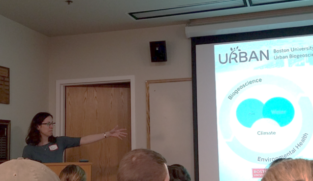 Pamela Templer introduces the Graduate Program in Urban Biogeoscience and Environmental Health. © Andrew Trlica