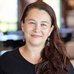 Zeyneb Magavi headshot