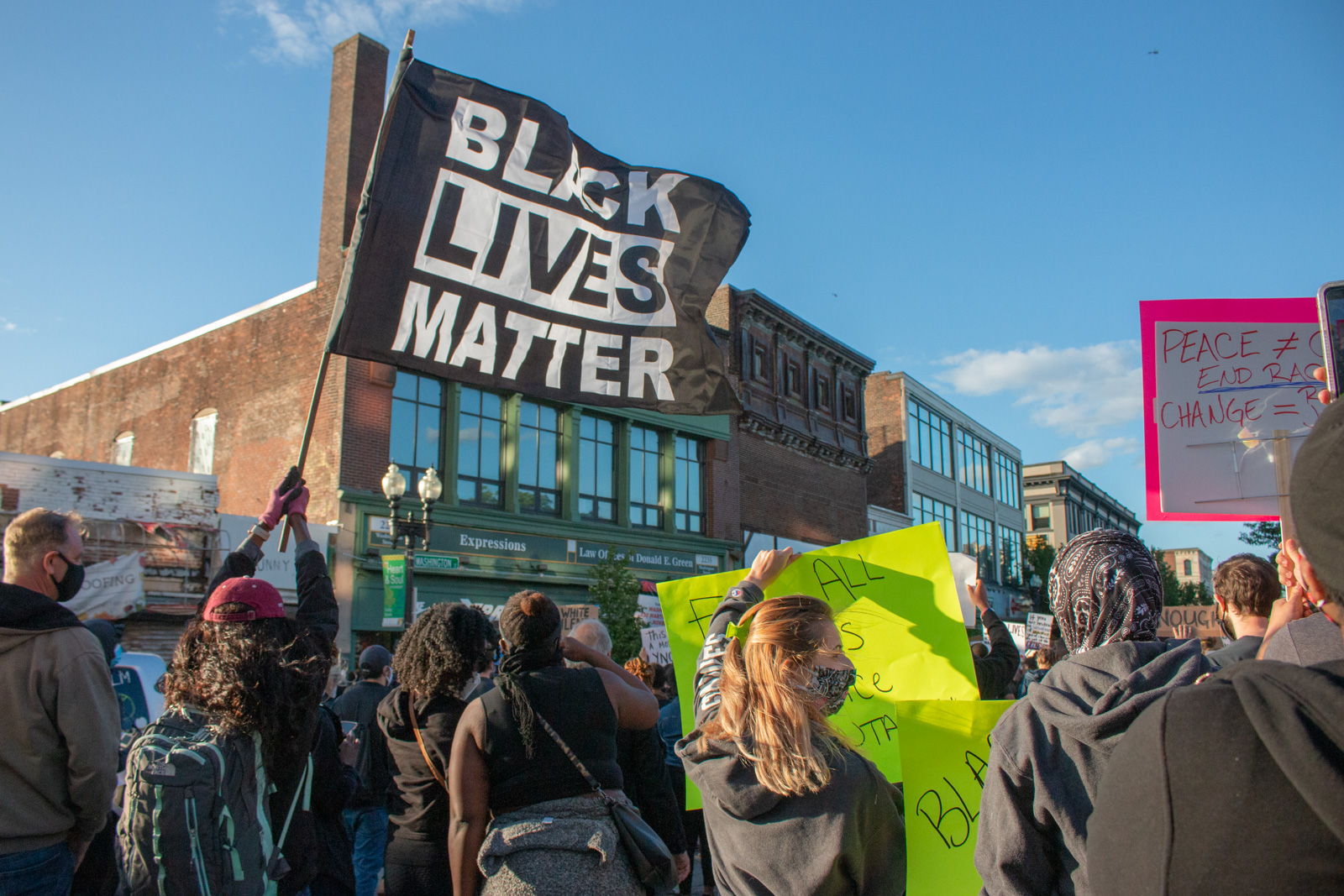 Thousands Joined March Organized by Black Boston on Sunday Night WTBU